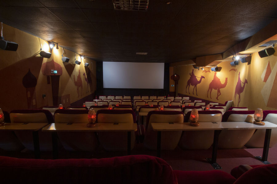 Blick auf die neue Leinwand